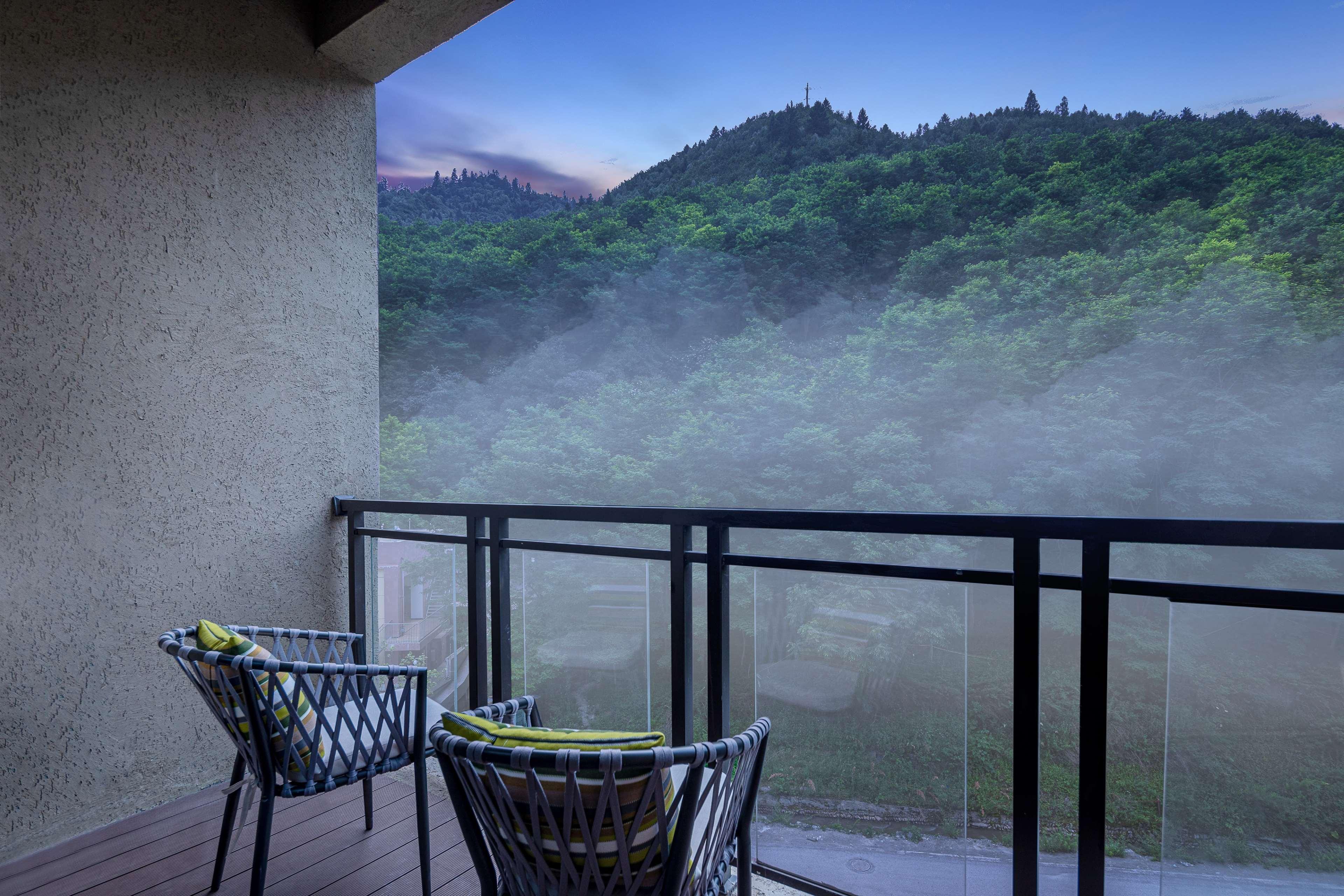 Hilton Jiuzhaigou Resort Zhangzha Town Exterior foto